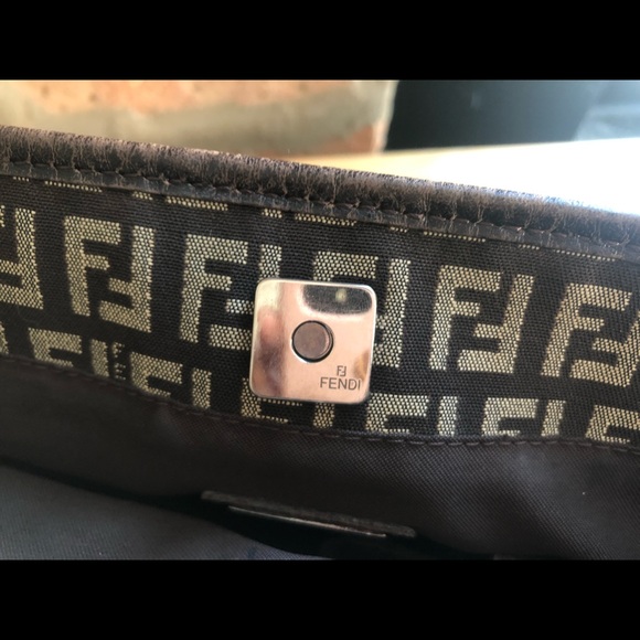 Authentic Fendi Zucchino tote bag - Picture 5 of 13